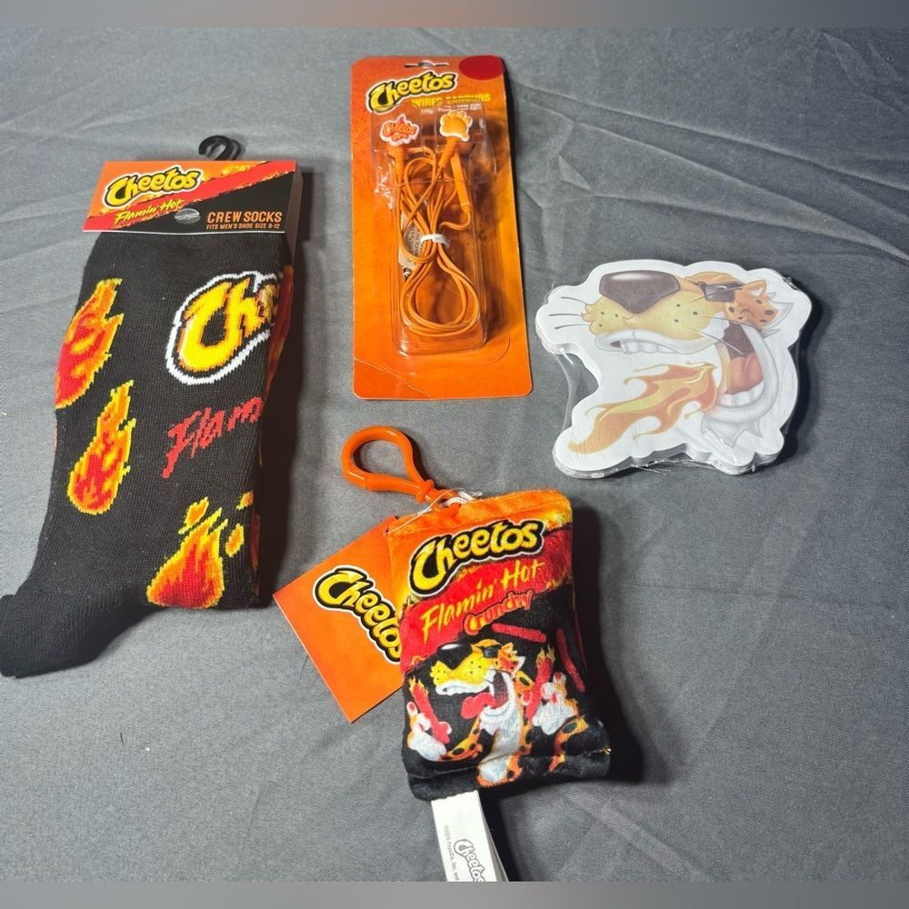 4 pc New Flamin' Hot Cheetos Bundle NWT